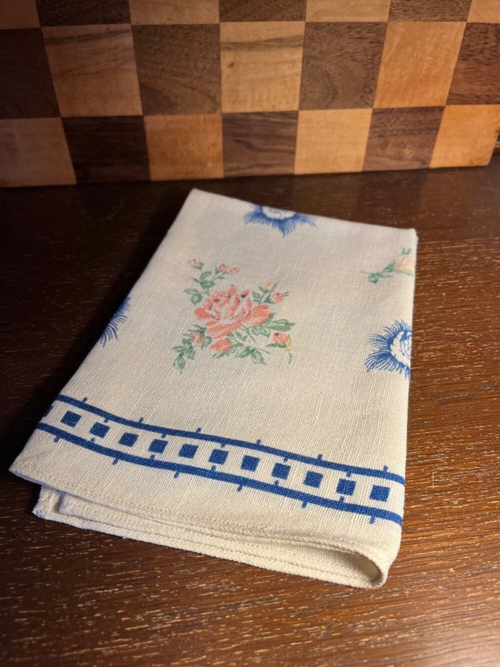 Vintage Blue Bordered Floral Tea Towel A1255, small hole in fabric